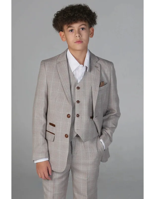 Leo 3 Piece Checked Suit With Comfortable Fit And Versatile Outfit