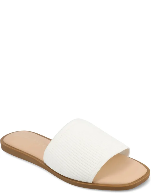 Prisilla Flat Sandals With Slip-on Design And Comfortable Footbed