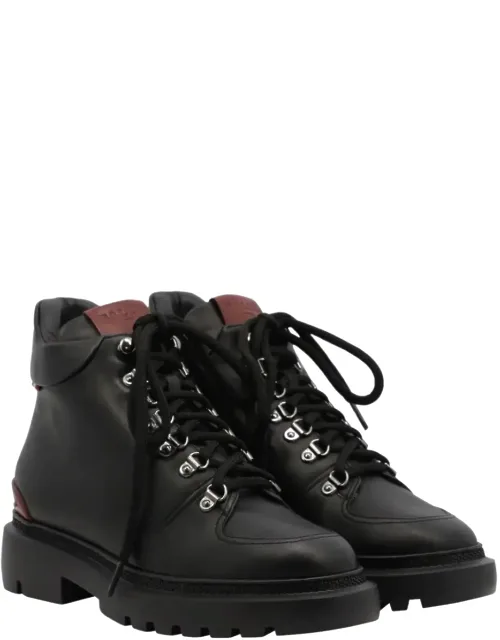 Valiant Calf Leather Boots