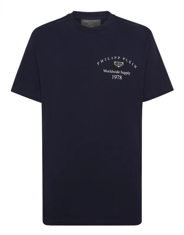 Round Neck T-shirt With Soft Elevated Touch And Discreet Luxury
