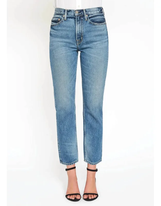 Straight Jeans