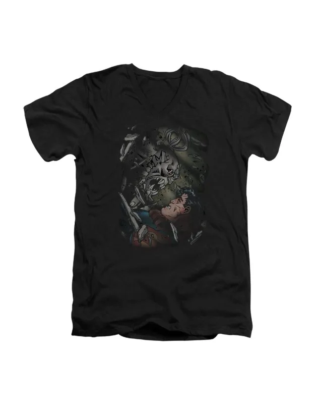 Superman Epic Battle V Neck T-shirt