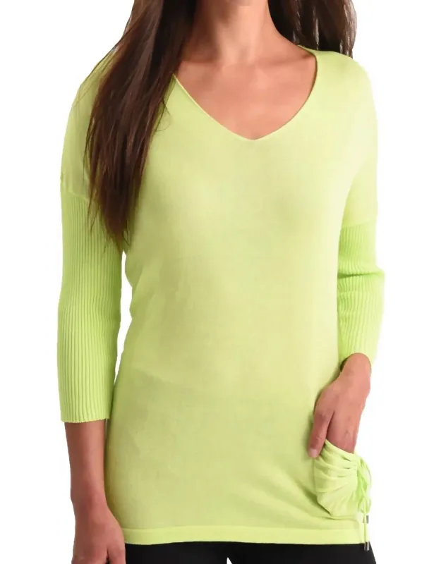 Pocket Detail V-neck Top