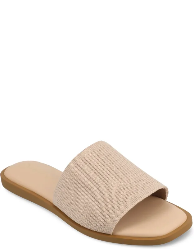 Prisilla Flat Sandals