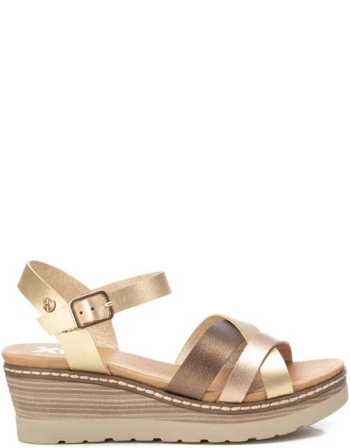 "wedge Strappy Sandals With Metallic Buckle Closure And Non-slip Rubber Sole"