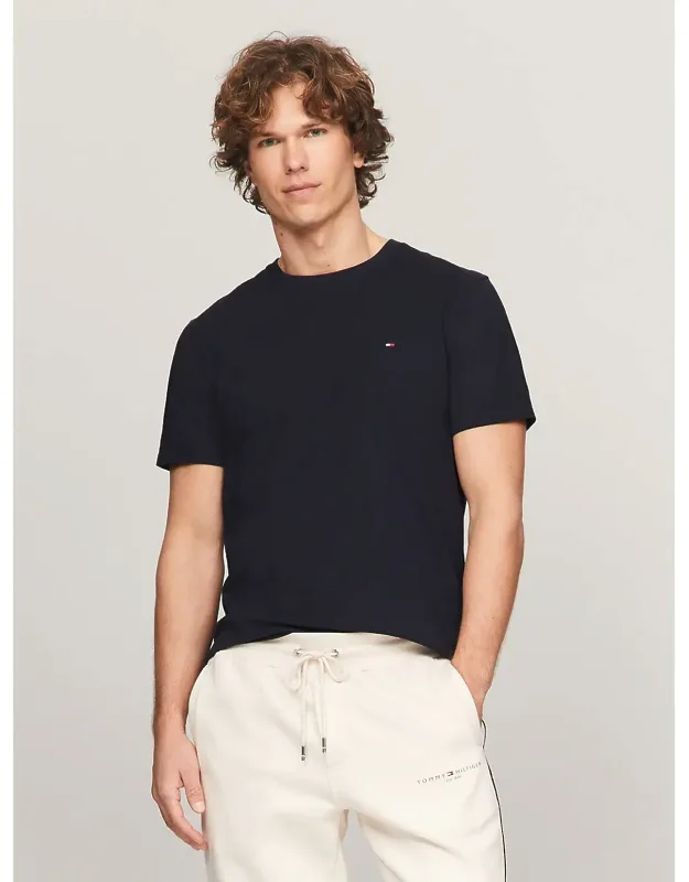Essential Solid T-shirt