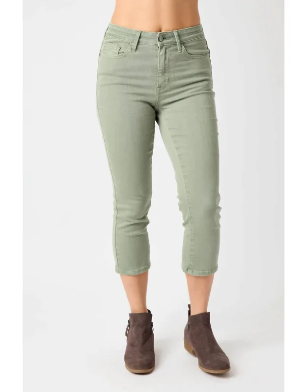 Mid Rise Garment Dyed Non Distressed Capri Jeans