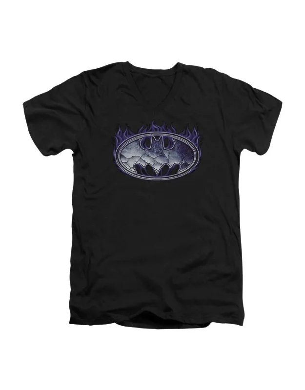 Batman Cracked Shield V Neck T-shirt