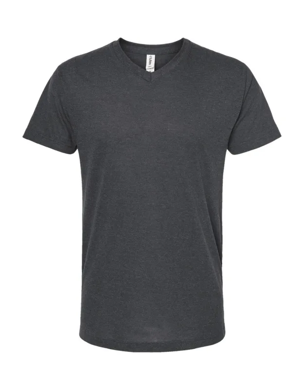Poly-rich V-neck T-shirt With Ribbed Collar And Double-needle Stitching