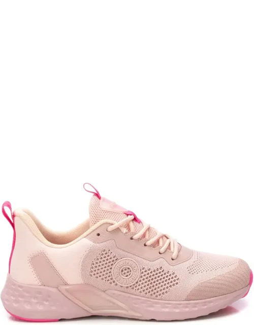 Casual Sneakers With Lightweight Soles And Perfect Blend Of Casual And Comfort