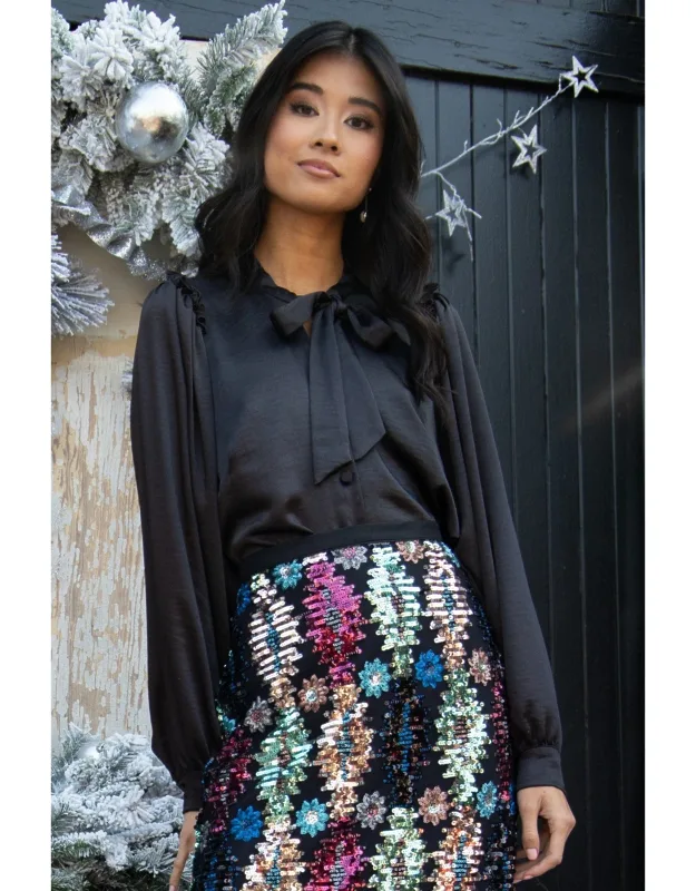 Blouse Classic Button-front Style And Band Collar