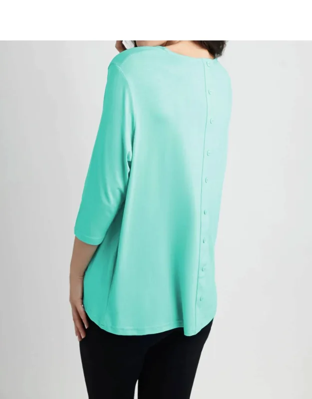 Button-back Scoop Neck Top