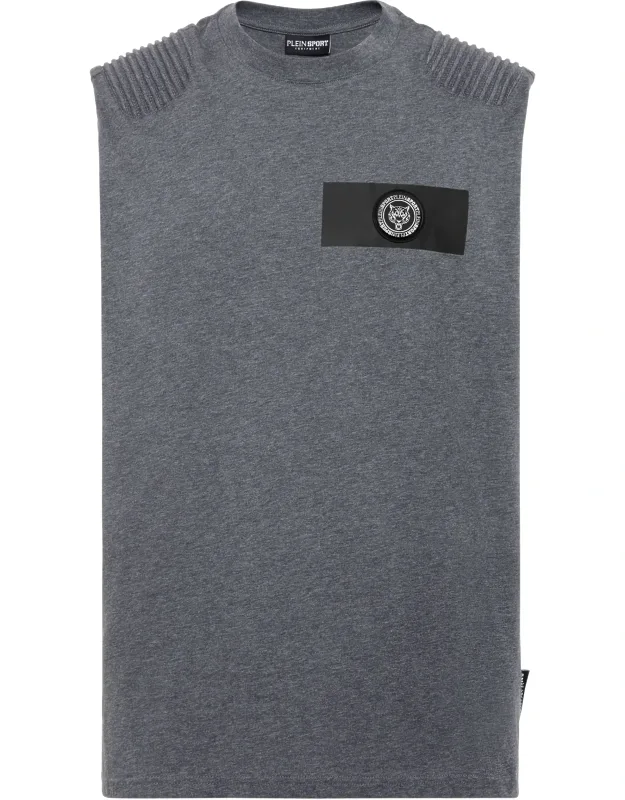 Sleeveless Round Neck T-shirt