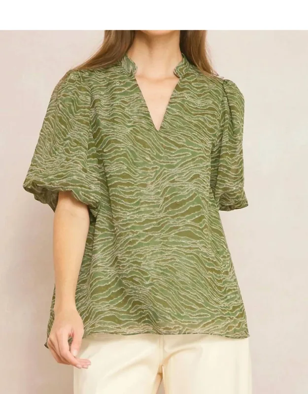Bubble Sleeve V-neck Top
