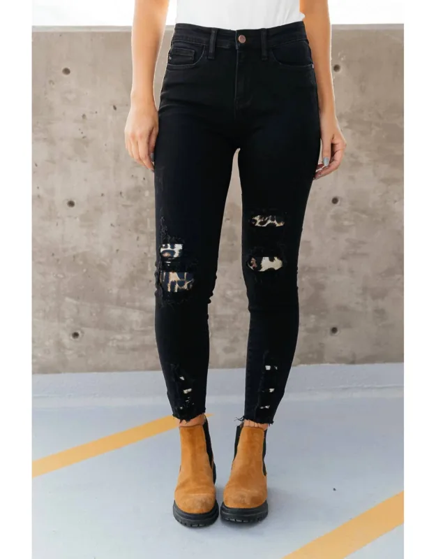 Into The Wild Distressed Skinny Jeans