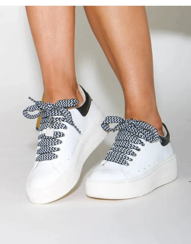 Sally Sneakers