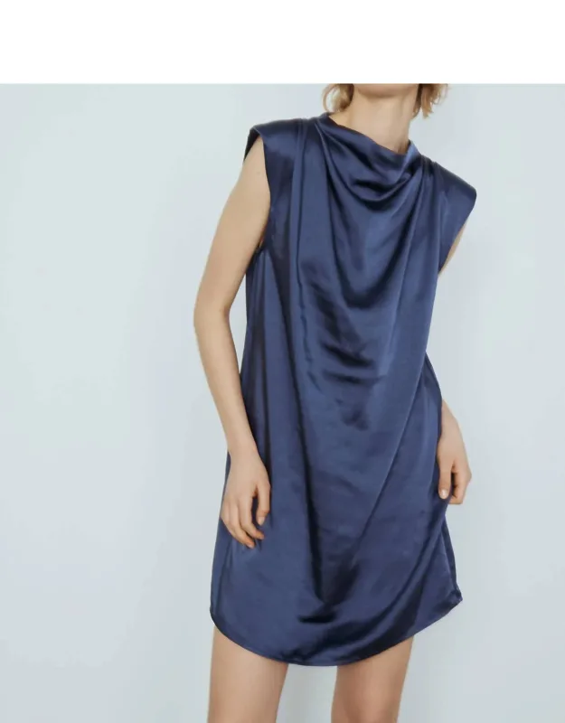 Beni Dress