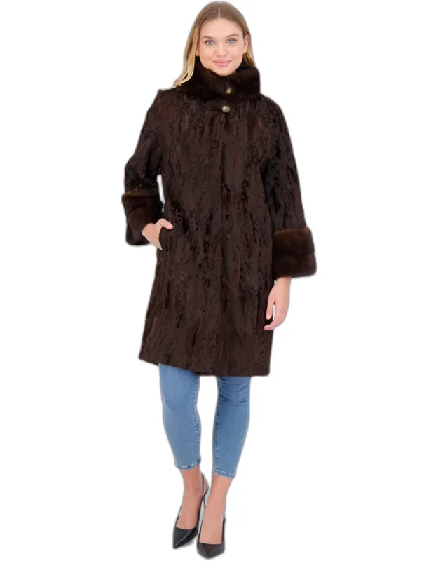 Lamb Section Short Coat With Mink Stand Collar