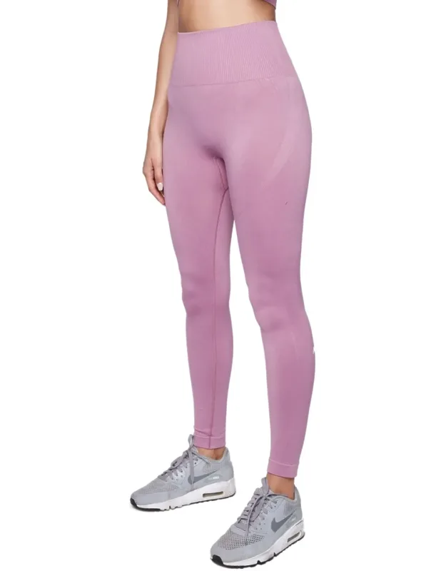 Seamless Legging With Contouring Detailing And Compression Waistband
