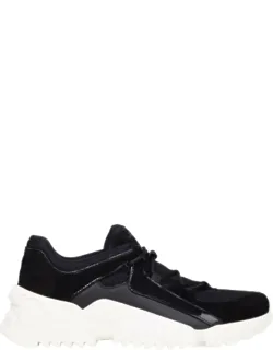 Skylar Sneakers