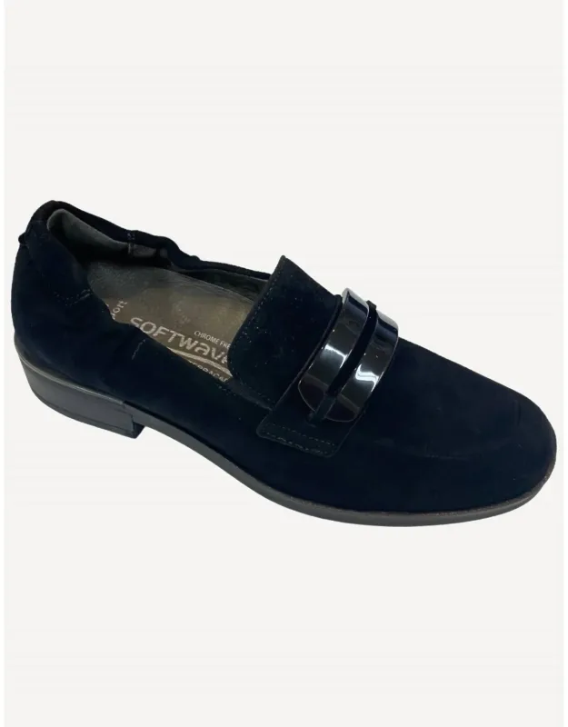 Loafer In Suede With Removable Arch Support And Ergonomic Round Toe Design