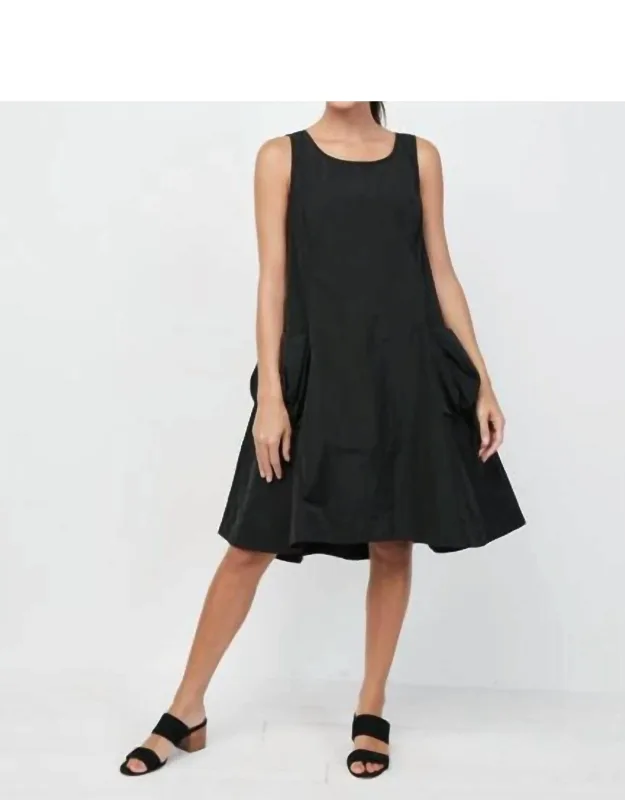Artist Dress