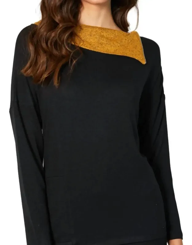 Zip Neck Top With Long Sleeve And Hip Length