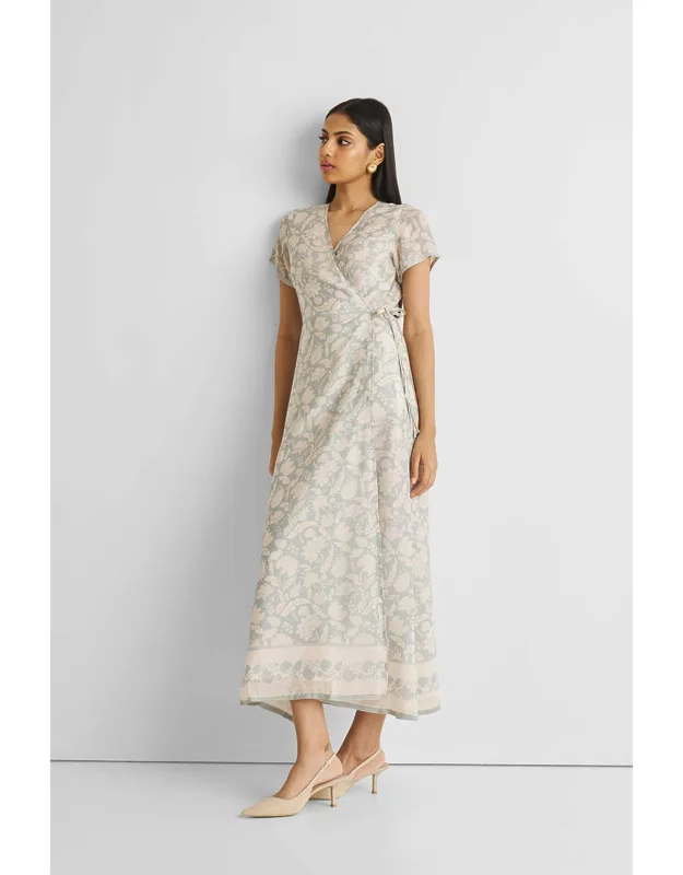_maxi Wrap Dress In Florals With Pockets And Tie At Waist_