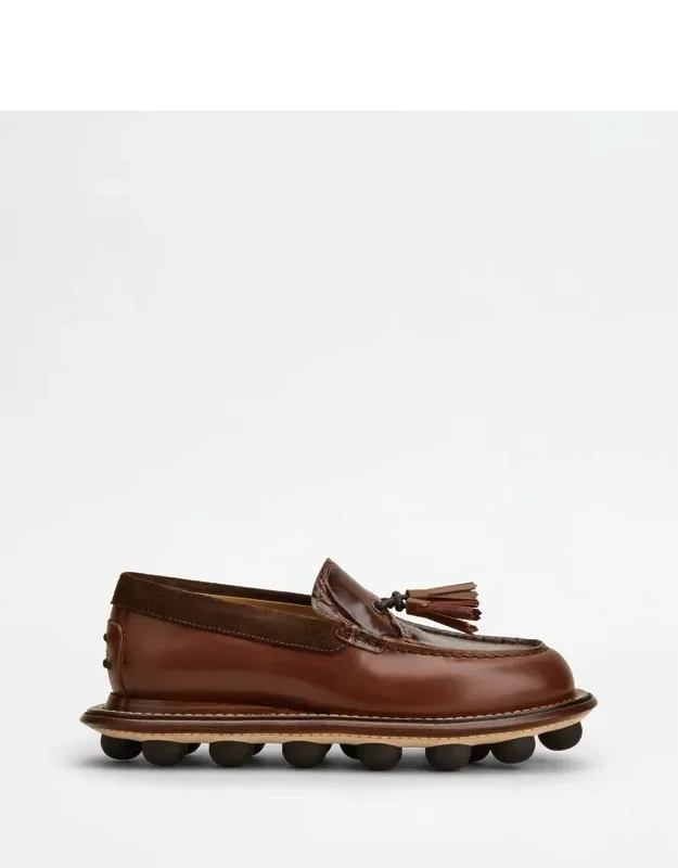 Loafers In Leather With Rubber Outsole And Croc-print Inserts
