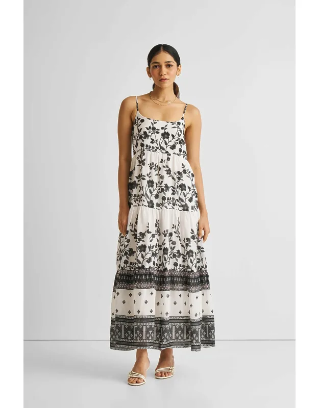 Strappy Tiered Maxi Dress With Adjustable Straps And Pockets