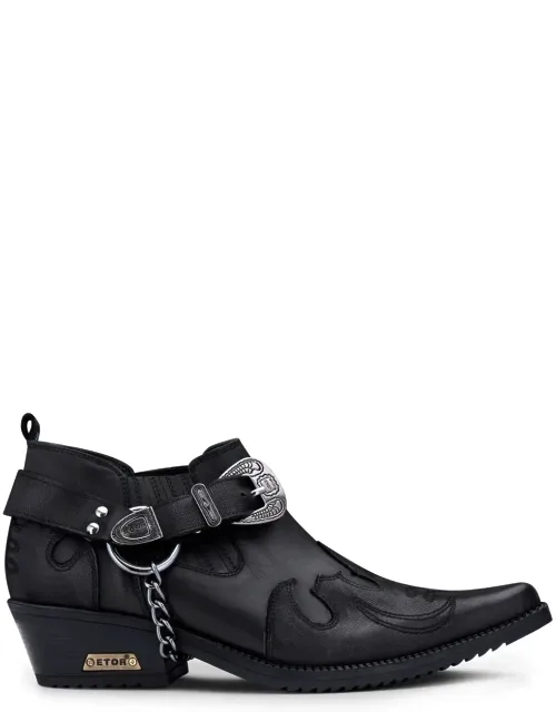 Leather Western Shoes With Snake Pattern And Metal Chain