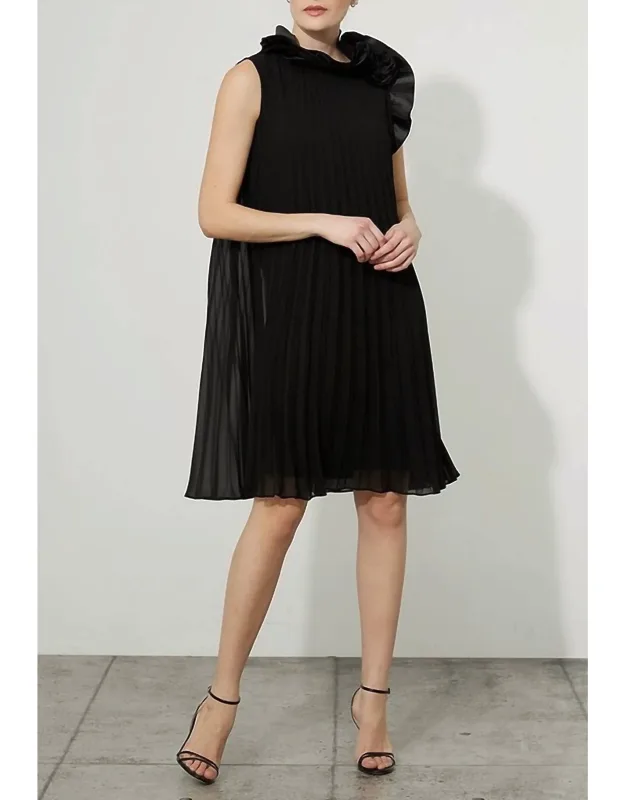 Pleated A-line Dress With Back Zipper And Lining