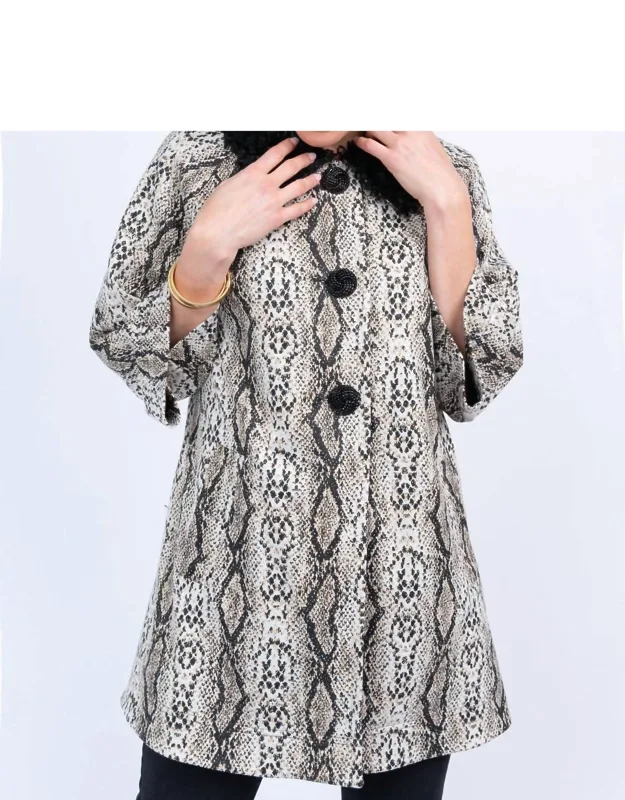 Snake Swing Coat