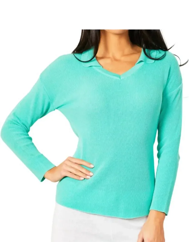 Collared V-neck Top