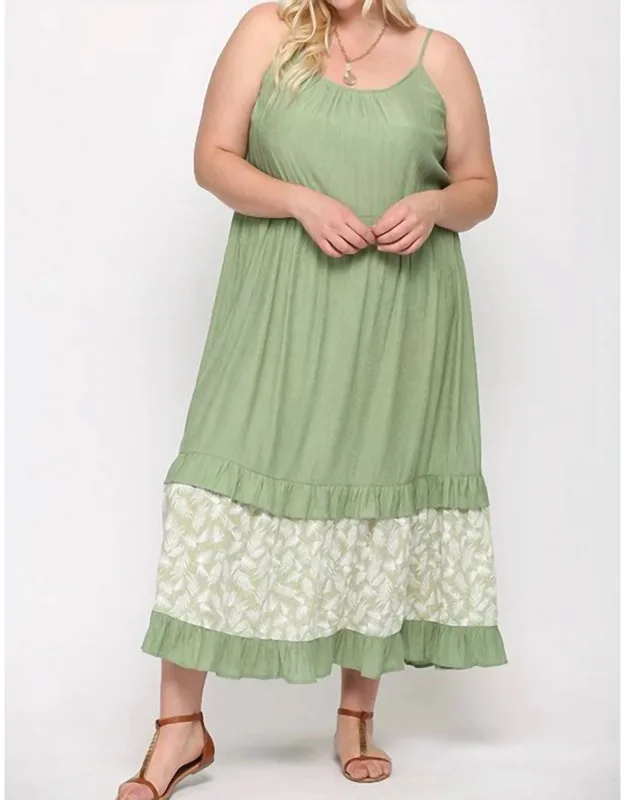 Maxi Dress With Leaf Print