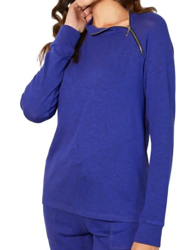 _zip Neck Top With Great Fit And Soft Fabric_