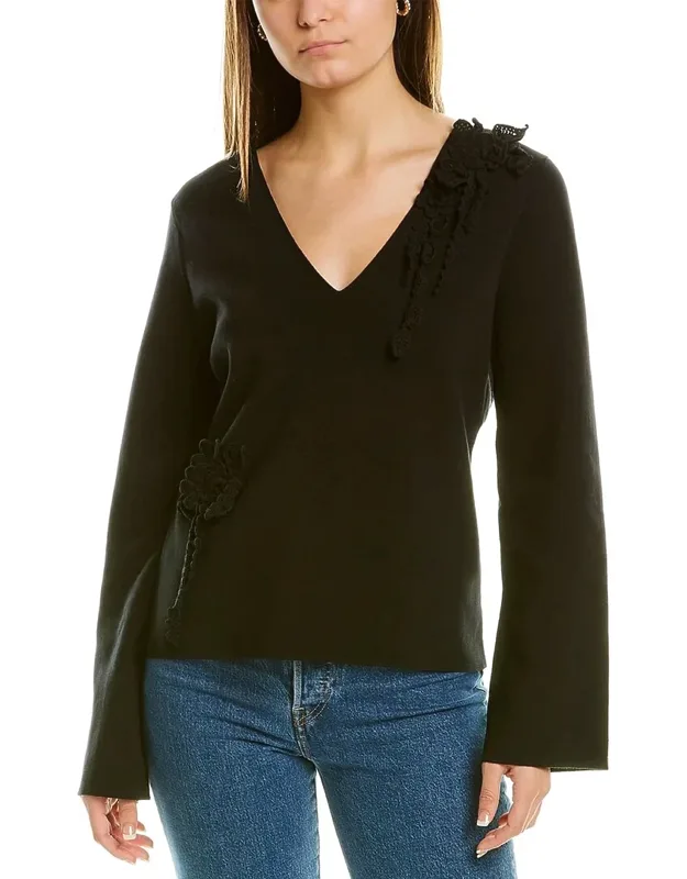 Slim V-neck Pullover