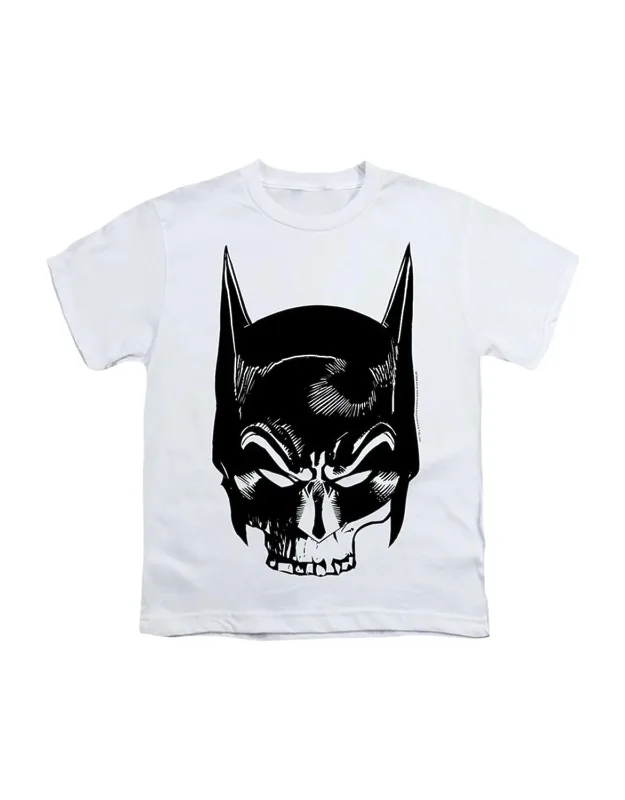 Skull On White Short Sleeve Tee / T-shirt - Stylish Everyday Wear