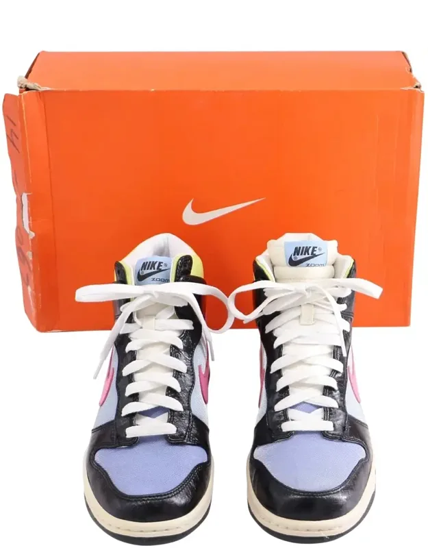 High Premium Sneakers