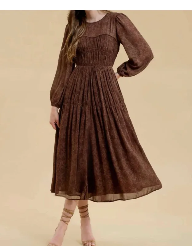 Sweetheart Neck Shirred Maxi Dress