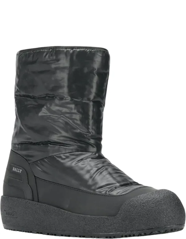 Curling Shearling-lined Boots