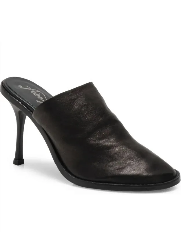 Leila Heeled Mules