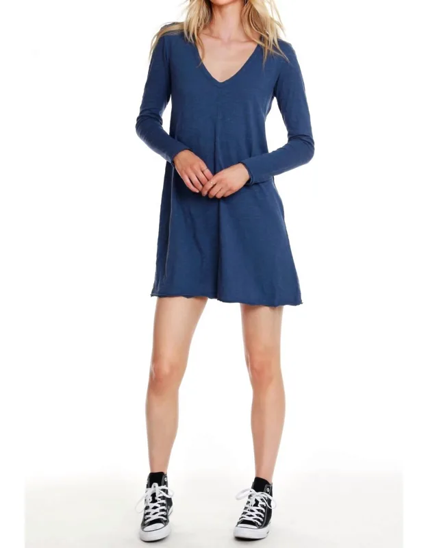 Long Sleeve V-neck Dress