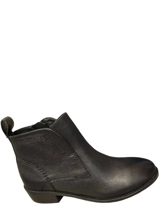 Nico Leather Ankle Boots