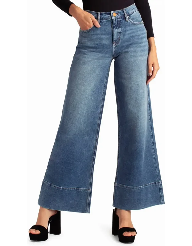 Mid Rise Wide Leg Jeans