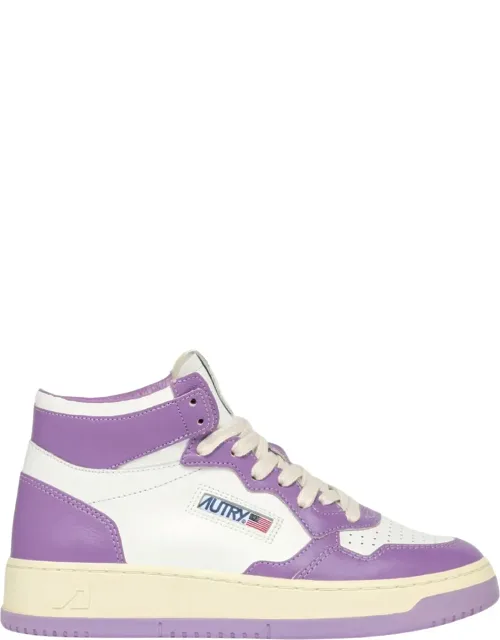 Medalist Mid Sneakers