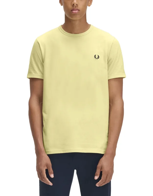 T-shirt Ringer, Model Is 188 Cm Tall