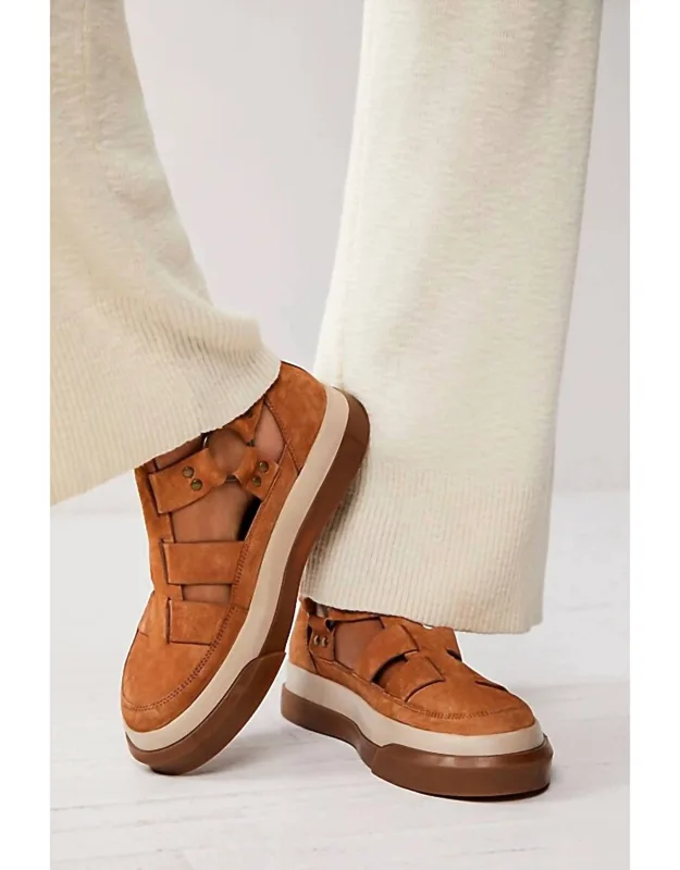 Bodhi Fisher Sneakers