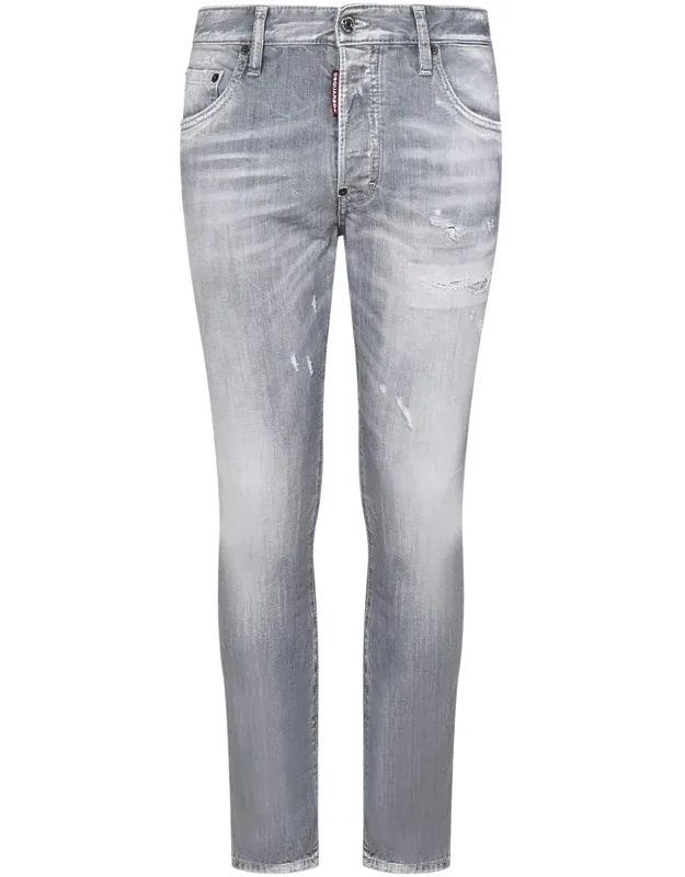 Jeans With Distressed Details
