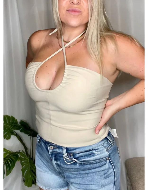 Keyhole Top